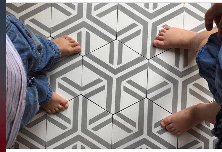 suelo hidráulico hexagonal